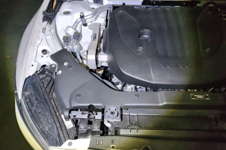 Used Volvo S60 2026 Model B4 Zhiyuan Luxury Edition Engine Bay Right