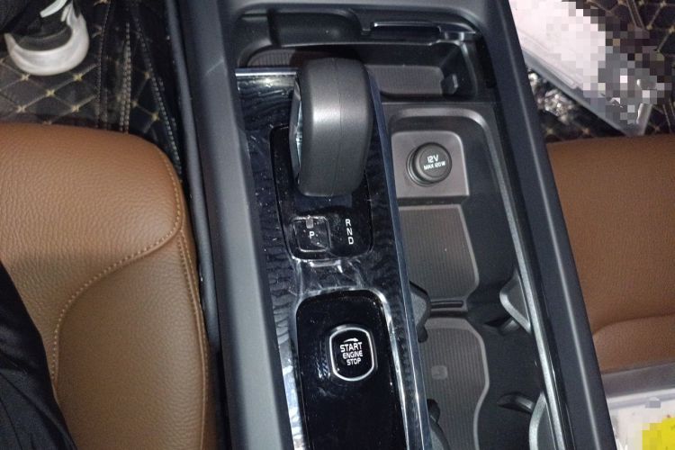 Used Volvo S60 2026 Model B4 Zhiyi Luxury Edition Gear Lever