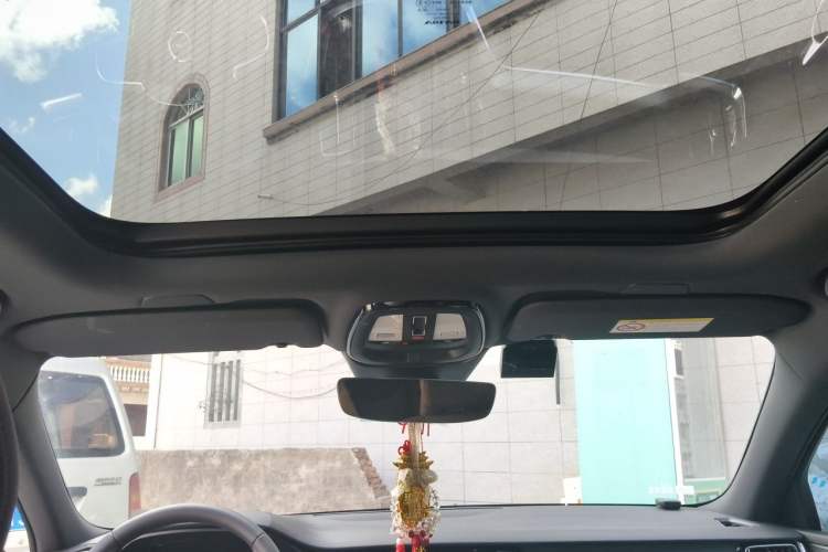 Used Volvo S60 2026 Model B4 Zhiyi Luxury Edition Headliner