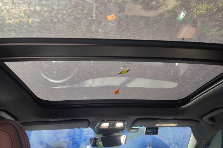 Used Volvo S60 2026 Model B4 Zhiyi Luxury Edition Headliner