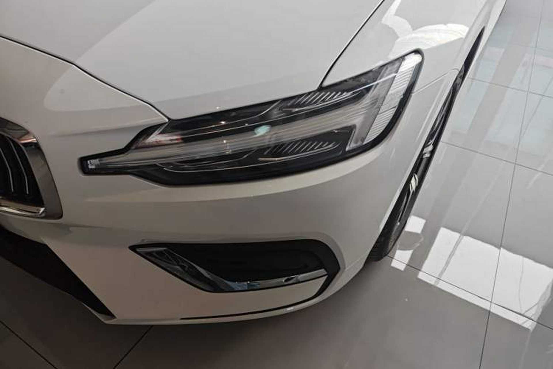 Used Volvo S60 2026 Model B4 Zhiyi Luxury Edition Left Front Headlight