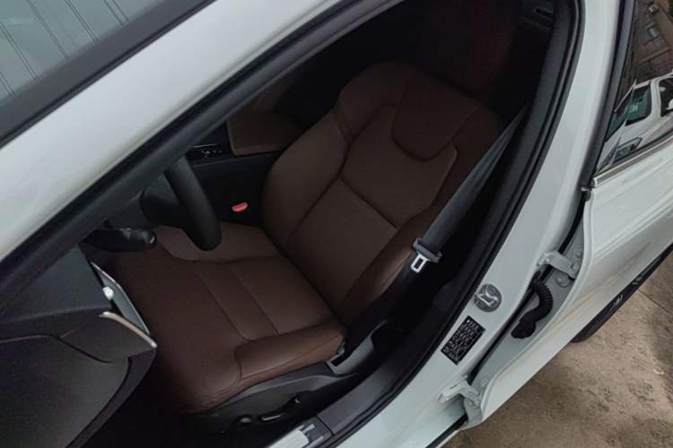 Used Volvo S60 2026 Model B4 Zhiyi Luxury Edition Left Front Seat
