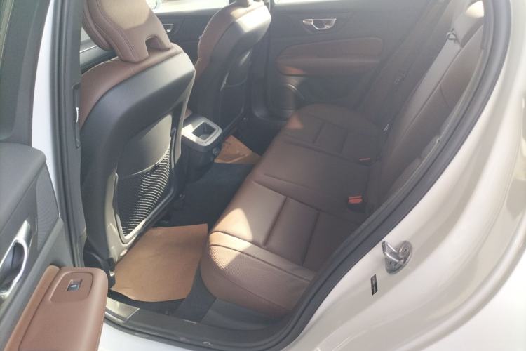 Used Volvo S60 2026 Model B4 Zhiyi Luxury Edition Left Rear Seat