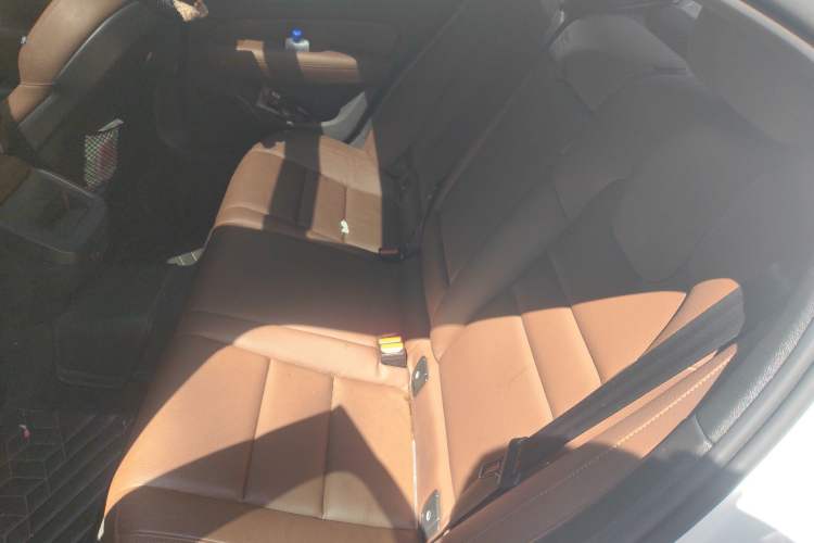Used Volvo S60 2026 Model B4 Zhiyi Luxury Edition Left Rear Seat