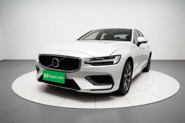 Used Volvo S60 2026 Model B4 Zhiyi Luxury Edition