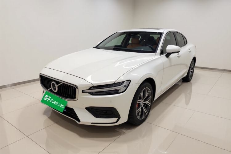 Used Volvo S60 2026 Model B4 Zhiyi Luxury Edition Guazi used car, China used car export, Used car for sale, Used  cars, Cheapest cars for sale