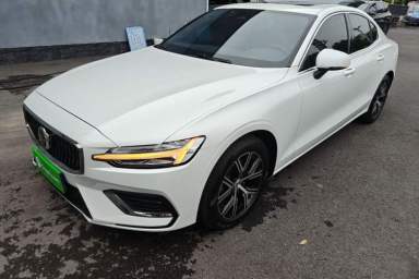 Used Volvo S60 2026 Model B4 Zhiyi Luxury Edition