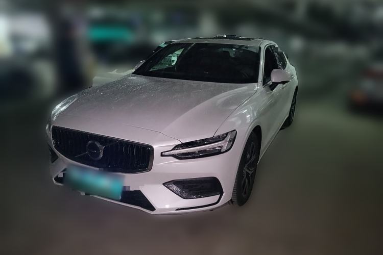 Used Volvo S60 2026 Model B4 Zhiyi Luxury Edition Guazi used car, China used car export, Used car for sale, Used  cars, Cheapest cars for sale