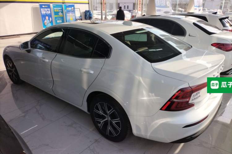 Used Volvo S60 2026 Model B4 Zhiyi Luxury Edition Rear Left 45 Deg