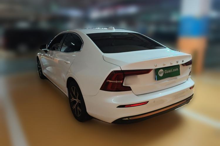 Used Volvo S60 2026 Model B4 Zhiyi Luxury Edition Rear Left 45 Deg
