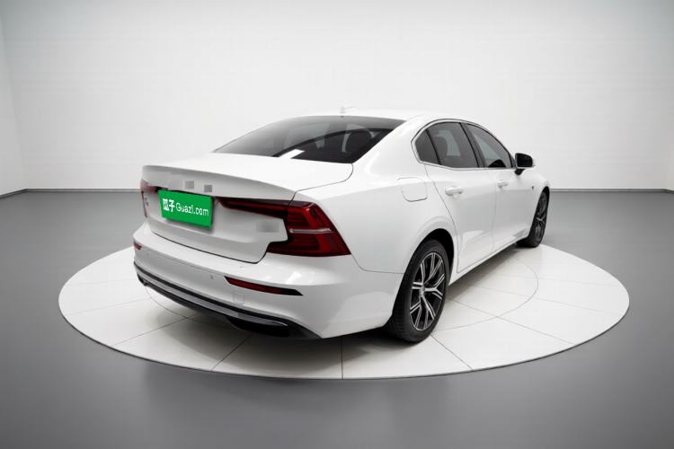 Used Volvo S60 2026 Model B4 Zhiyi Luxury Edition Rear Right 45 Deg