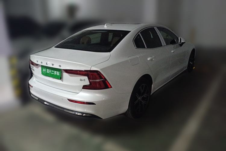 Used Volvo S60 2026 Model B4 Zhiyi Luxury Edition Rear Right 45 Deg