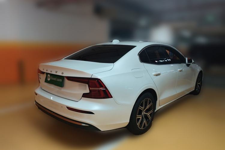 Used Volvo S60 2026 Model B4 Zhiyi Luxury Edition Rear Right 45 Deg