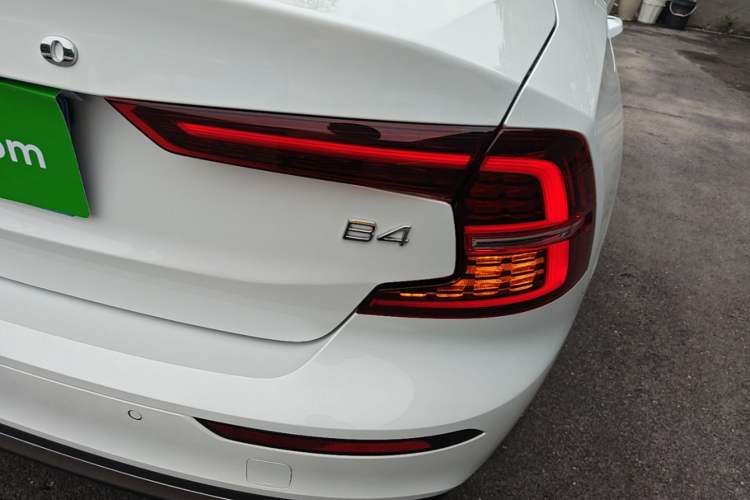 Used Volvo S60 2026 Model B4 Zhiyi Luxury Edition Right Rear Taillight