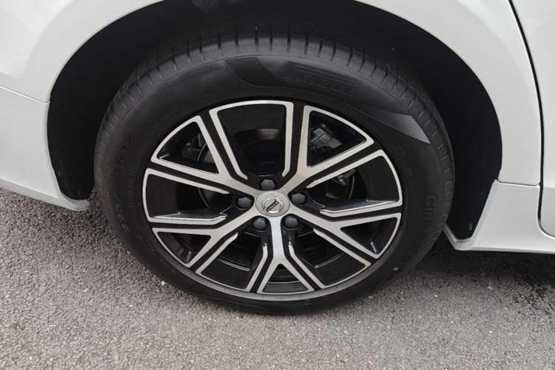 Used Volvo S60 2026 Model B4 Zhiyi Luxury Edition Right Rear Wheel Hub