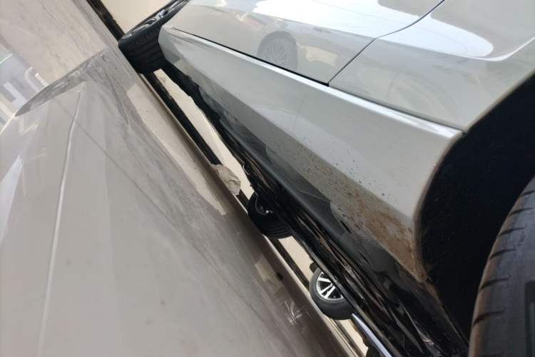 Used Volvo S60 2026 Model B4 Zhiyi Luxury Edition Right Side Sill