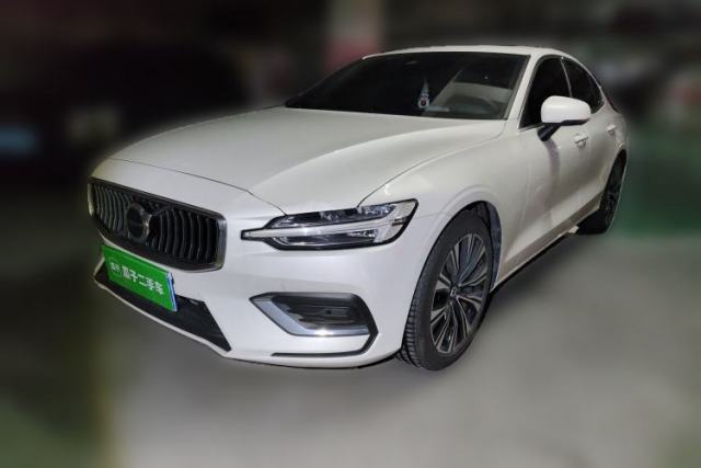Used Volvo S60 2026 Model B4 Zhiyuan Luxury Edition