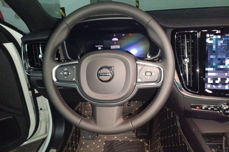 Used Volvo S60 2026 Model B4 Zhiyi Luxury Edition Steering Wheel
