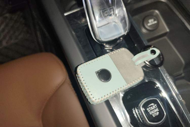 Used Volvo S60 2026 Model B4 Zhiyi Luxury Edition Vehicle Key