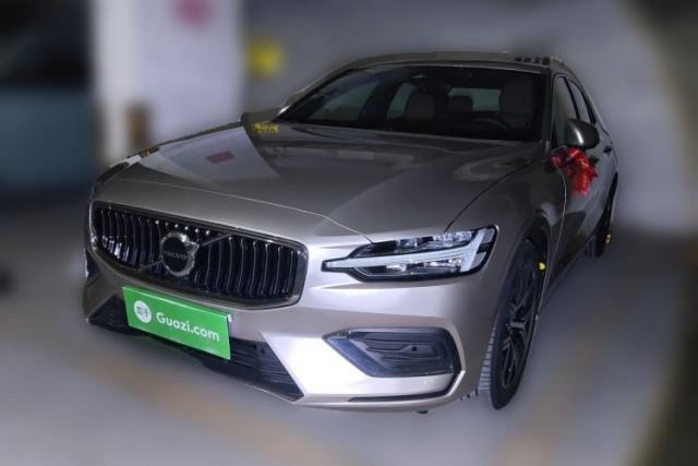 Used Volvo S60 2026 Model B4 Zhiyi Luxury Edition