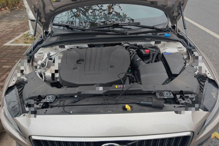 Used Volvo S60 2026 Model B4 Zhiyi Luxury Edition Engine Bay