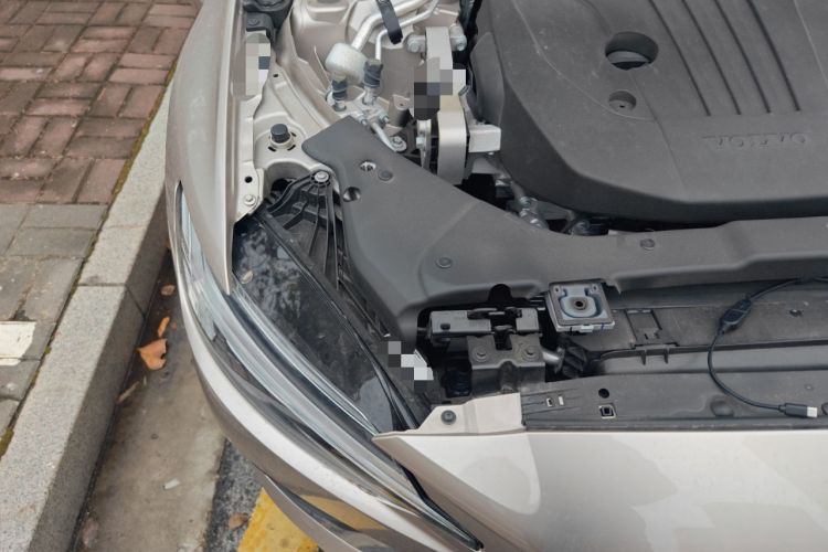 Used Volvo S60 2026 Model B4 Zhiyi Luxury Edition Engine Bay Right
