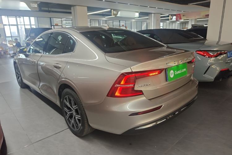Used Volvo S60 2026 Model B4 Zhiyi Luxury Edition Rear Left 45 Deg
