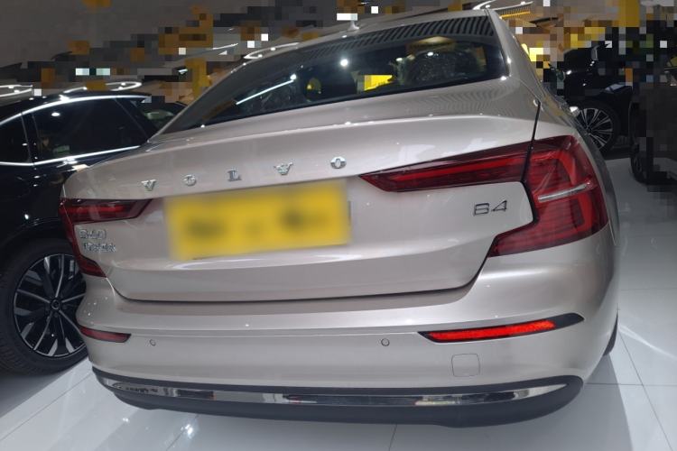 Used Volvo S60 2026 Model B4 Zhiyuan Luxury Edition Rear