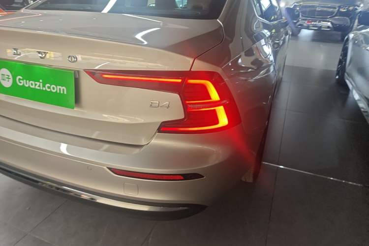 Used Volvo S60 2026 Model B4 Zhiyi Luxury Edition Right Rear Taillight