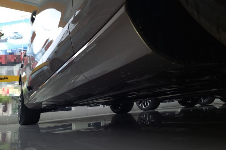 Used Volvo S60 2026 Model B4 Zhiyuan Luxury Edition Right Side Sill