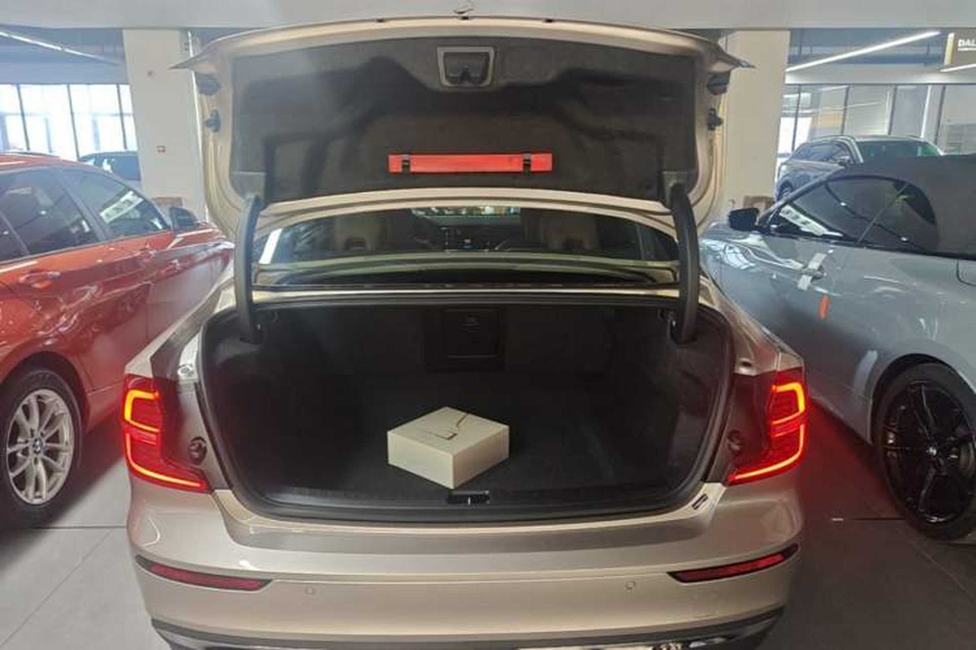 Used Volvo S60 2026 Model B4 Zhiyi Luxury Edition Trunk