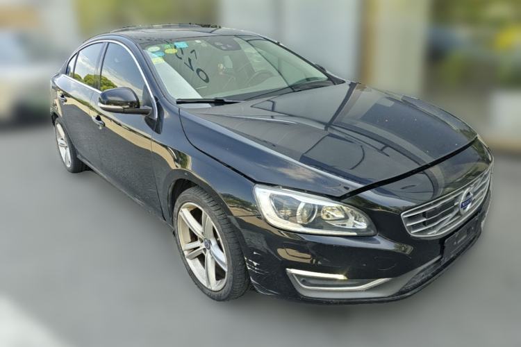 Used Volvo S60 New Energy 2015 S60L E-Drive Hybrid T6 Smart Edition Front Right 45 Deg