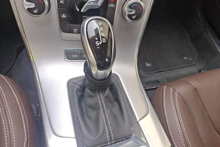 Used Volvo S60 New Energy 2015 S60L E-Drive Hybrid T6 Smart Drive Edition Gear Lever