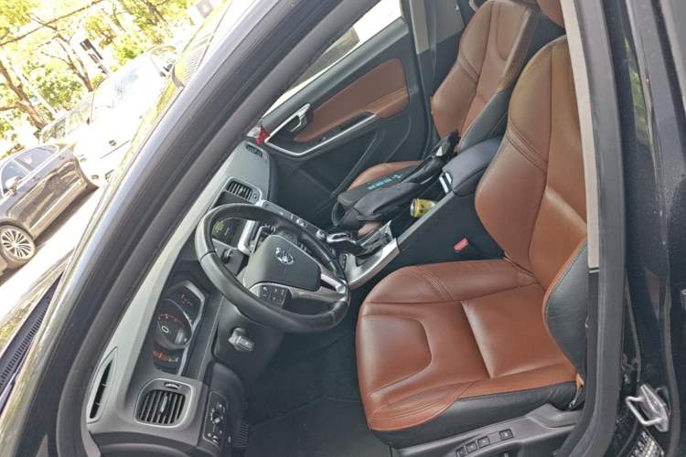 Used Volvo S60 New Energy 2015 S60L E-Drive Hybrid T6 Smart Edition Left Front Seat
