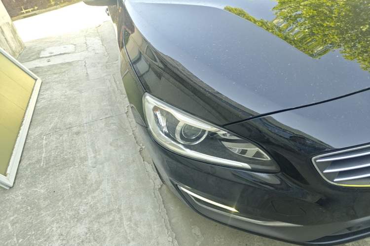 Used Volvo S60 New Energy 2015 S60L E-Drive Hybrid T6 Smart Drive Edition Right Front Headlight