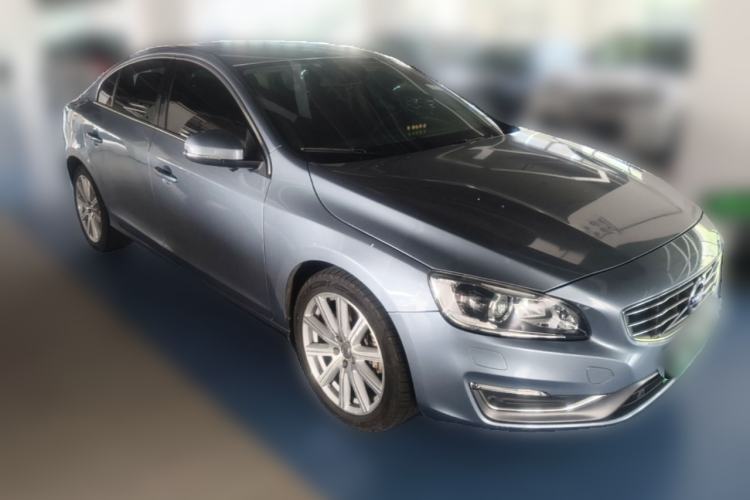 Used Volvo S60 New Energy 2015 S60L E-Drive Hybrid T6 Smart Drive Edition Front Right 45 Deg
