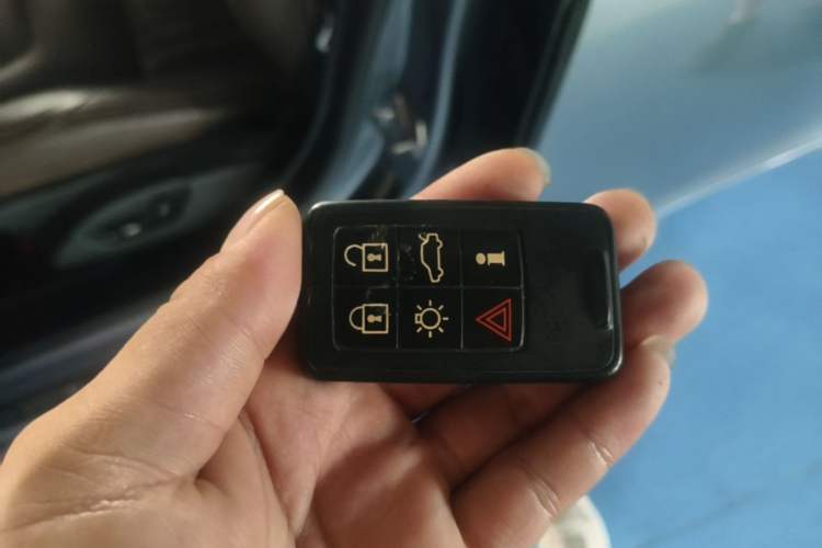 Used Volvo S60 New Energy 2015 S60L E-Drive Hybrid T6 Smart Drive Edition Vehicle Key
