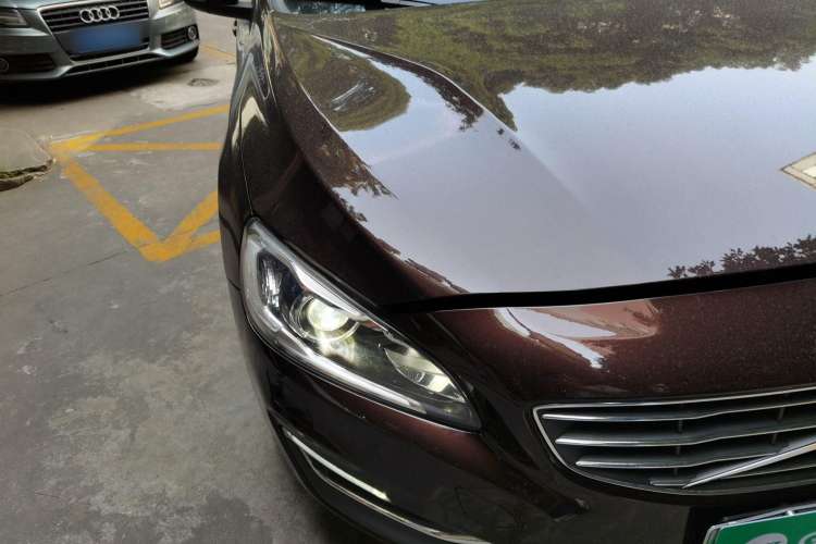 Used Volvo S60 New Energy 2015 S60L E-Drive Hybrid T6 Smart Drive Edition Right Front Headlight