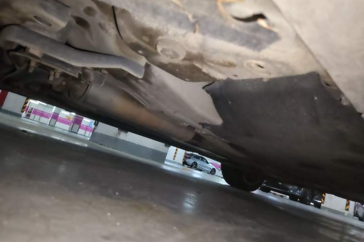 Used Volvo S60 New Energy 2015 S60L E-Drive Hybrid T6 Smart Drive Edition Chassis Front Left