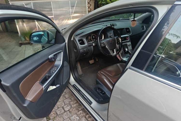 Used Volvo S60 New Energy 2015 S60L E-Drive Hybrid T6 Smart Drive Edition Driver Seat