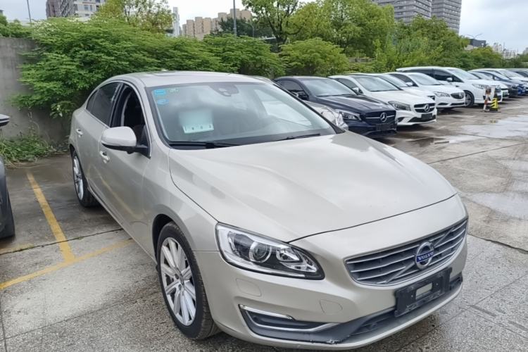 Used Volvo S60 New Energy 2015 S60L E-Drive Hybrid T6 Smart Drive Edition Exterior 1