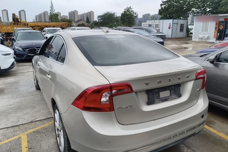Used Volvo S60 New Energy 2015 S60L E-Drive Hybrid T6 Smart Drive Edition Exterior 2