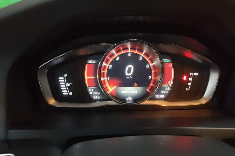 Used Volvo S60 New Energy 2015 S60L E-Drive Hybrid T6 Smart Drive Edition Instrument Cluster