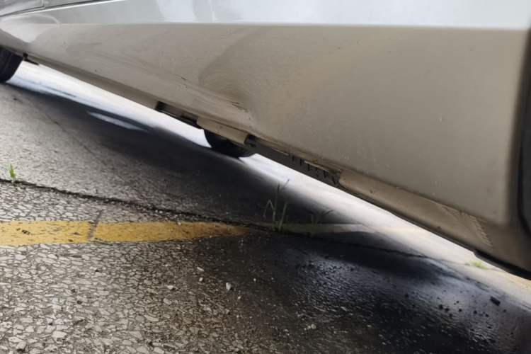 Used Volvo S60 New Energy 2015 S60L E-Drive Hybrid T6 Smart Drive Edition Left Side Sill