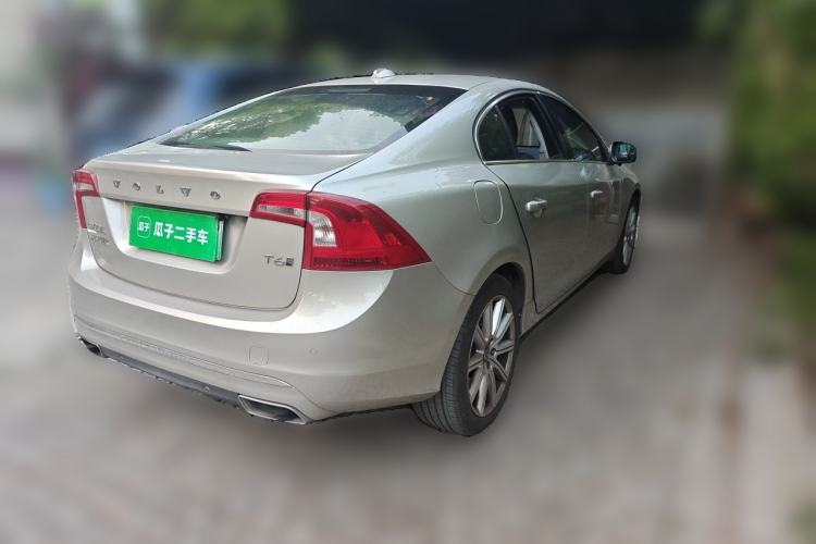 Used Volvo S60 New Energy 2015 S60L E-Drive Hybrid T6 Smart Drive Edition Rear Right 45 Deg