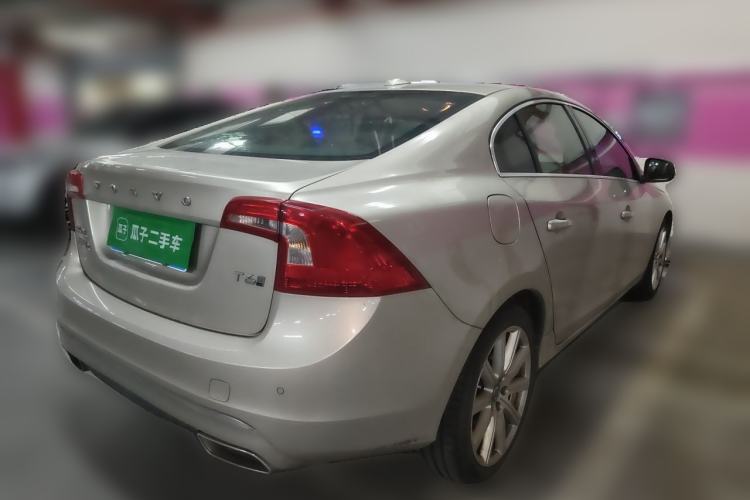 Used Volvo S60 New Energy 2015 S60L E-Drive Hybrid T6 Smart Drive Edition Rear Right 45 Deg