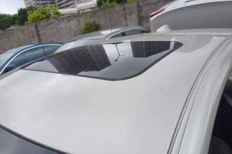 Used Volvo S60 New Energy 2015 S60L E-Drive Hybrid T6 Smart Drive Edition Roof