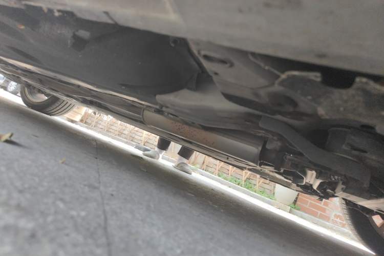 Used Volvo S60 New Energy 2015 S60L E-Drive Hybrid T6 Smart Drive Edition Chassis Front Right