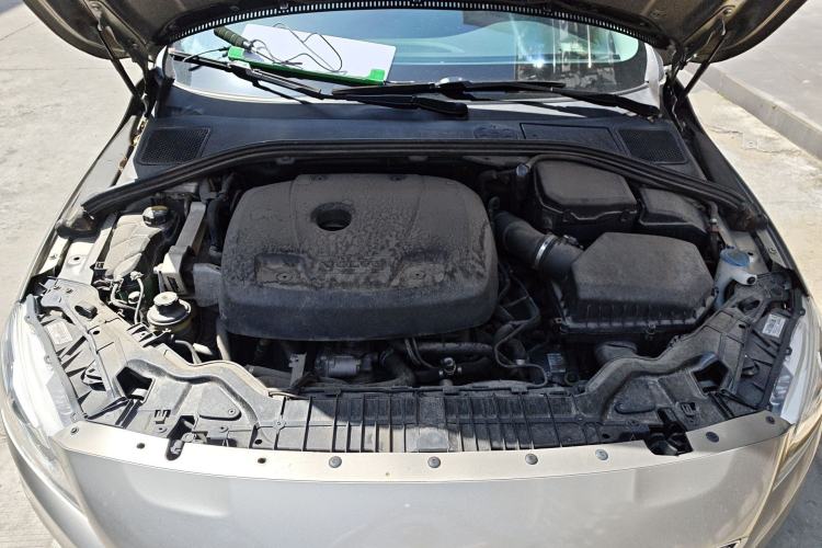 Used Volvo S60 New Energy 2015 S60L E-Drive Hybrid T6 Smart Drive Edition Engine Bay