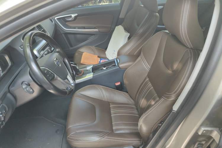 Used Volvo S60 New Energy 2015 S60L E-Drive Hybrid T6 Smart Drive Edition Left Front Seat